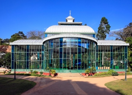 Petropolis Palais de glace