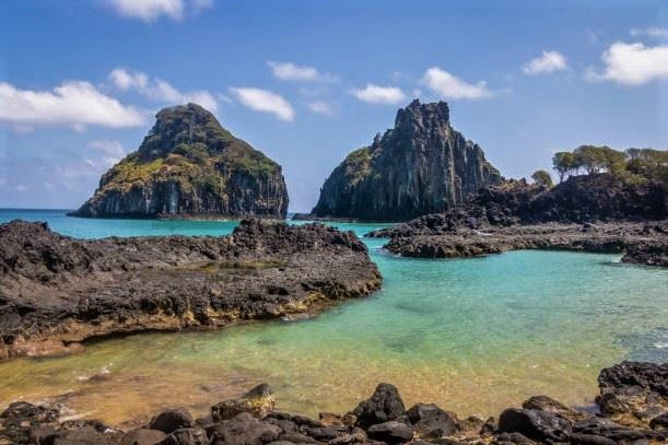 Le Morro Dois Irmãos à Ferrnando de Noronha
